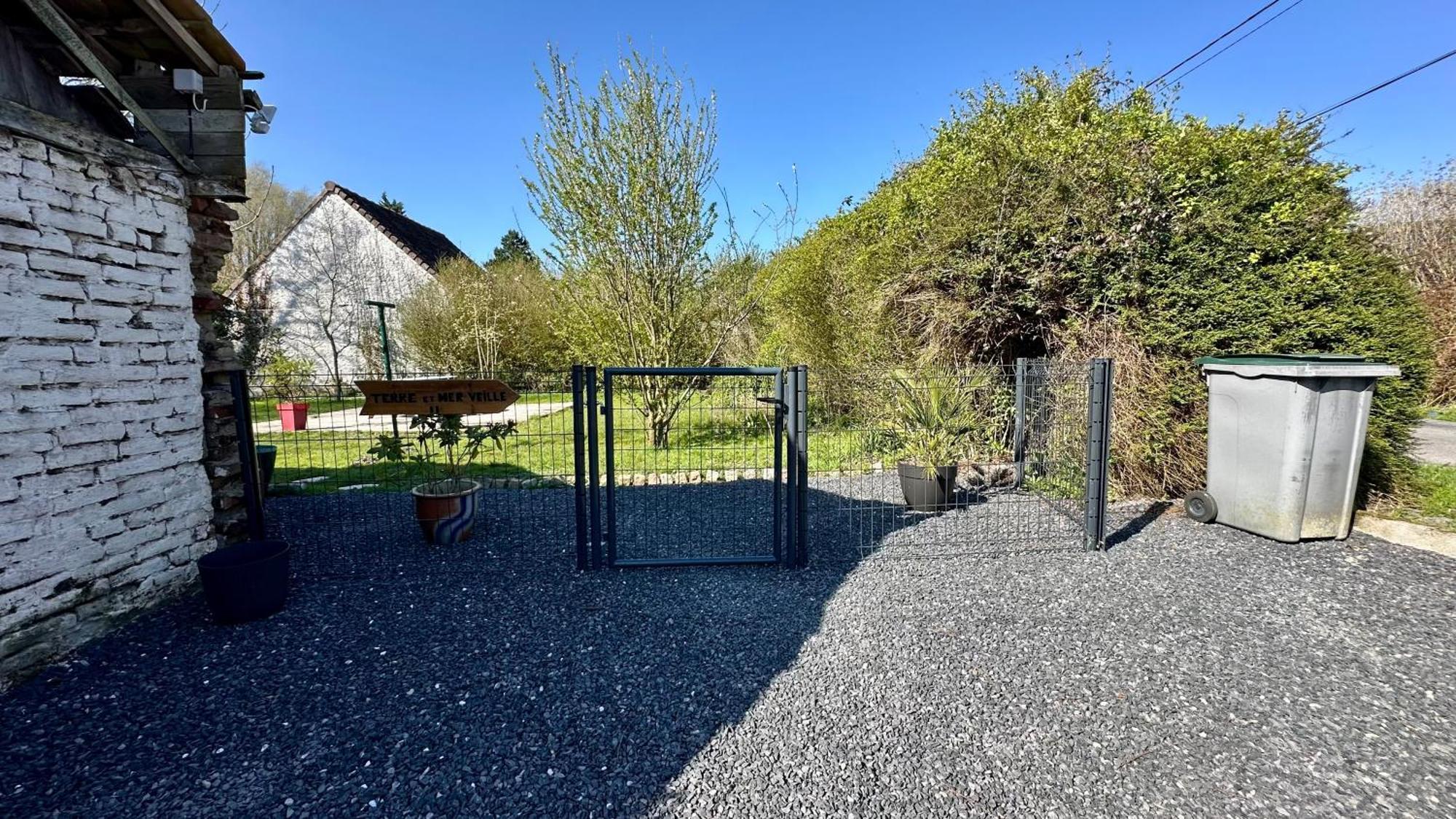 Terre & Mer'Veilles 2, Appartement Avec Spa Pour 2 Personnes Favieres  Exterior photo